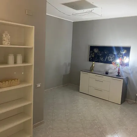 Giuse Home-2